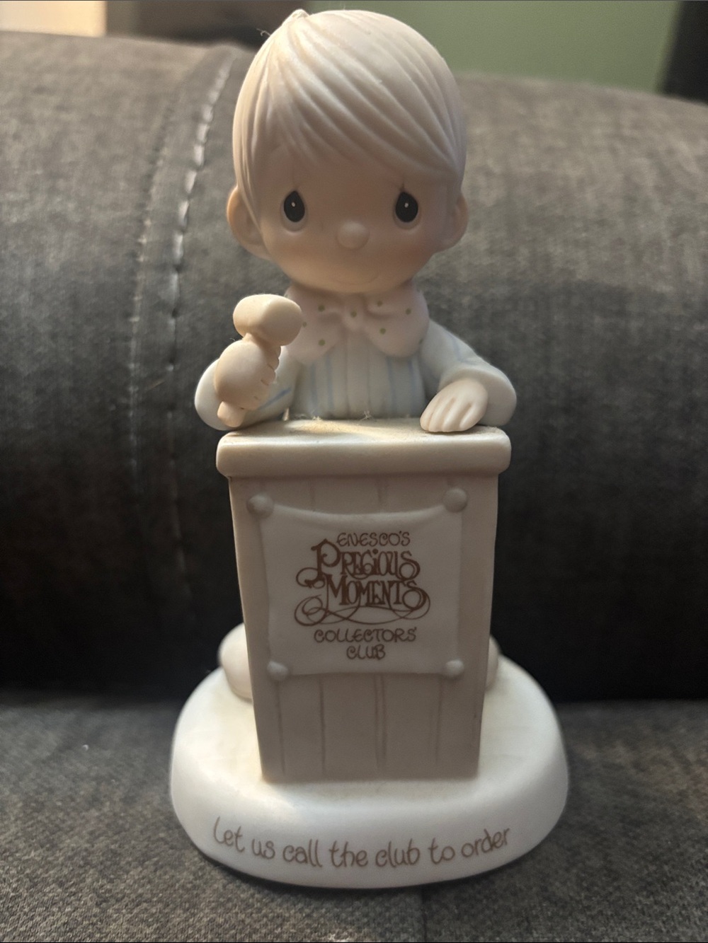 Vintage 1982 Precious Moments Collectors Club Figure